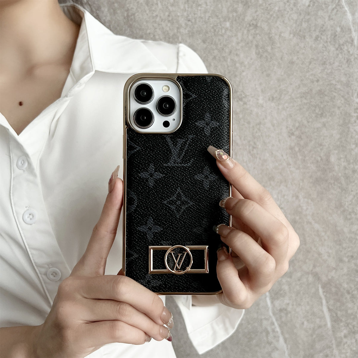 MONOGRAM CANVAS LEATHER PREMIUM ELECTROPLATING FOR IPHONE 13-18 Pro & Pro Max