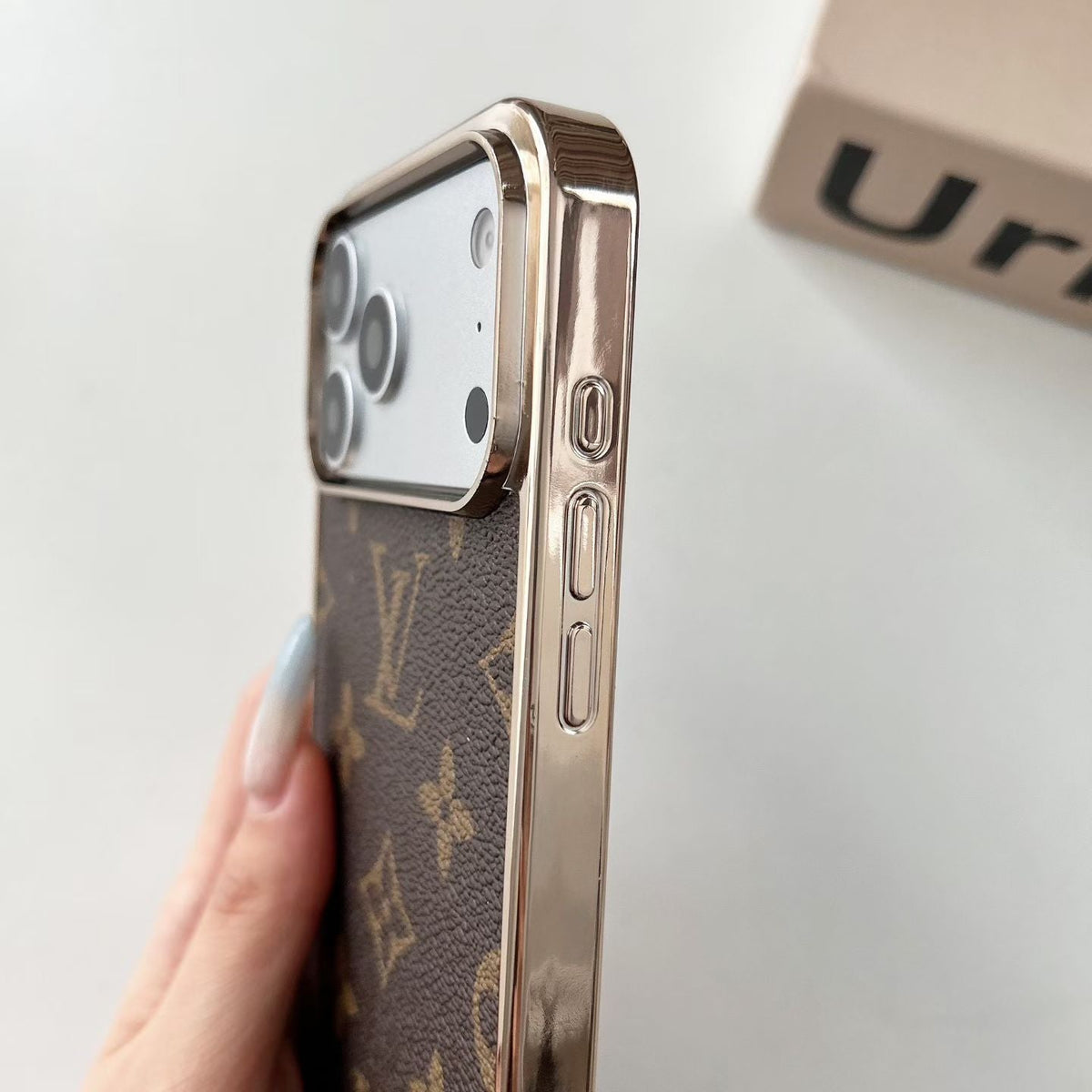 Luxury Leather Case With Strap For iPhone 13-18 Pro & Pro Max