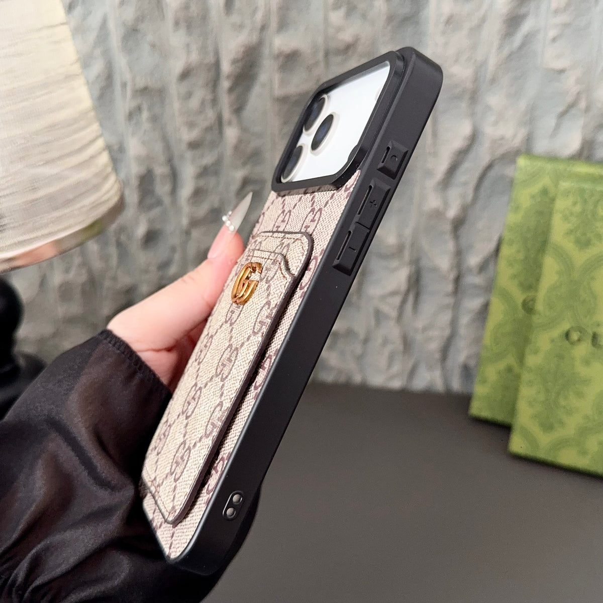 Luxury Magnetic Cardholder Signature Case - iPhone 12-18 Pro & Pro Max