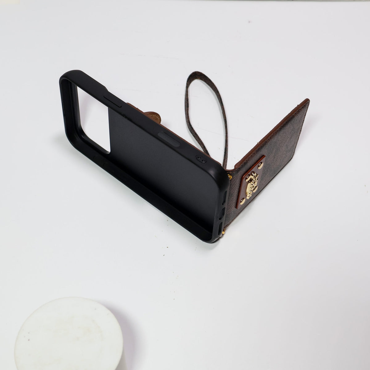 Luxury Case with Hanging Tag Strap - iPhone 12-18 Pro & Pro Max