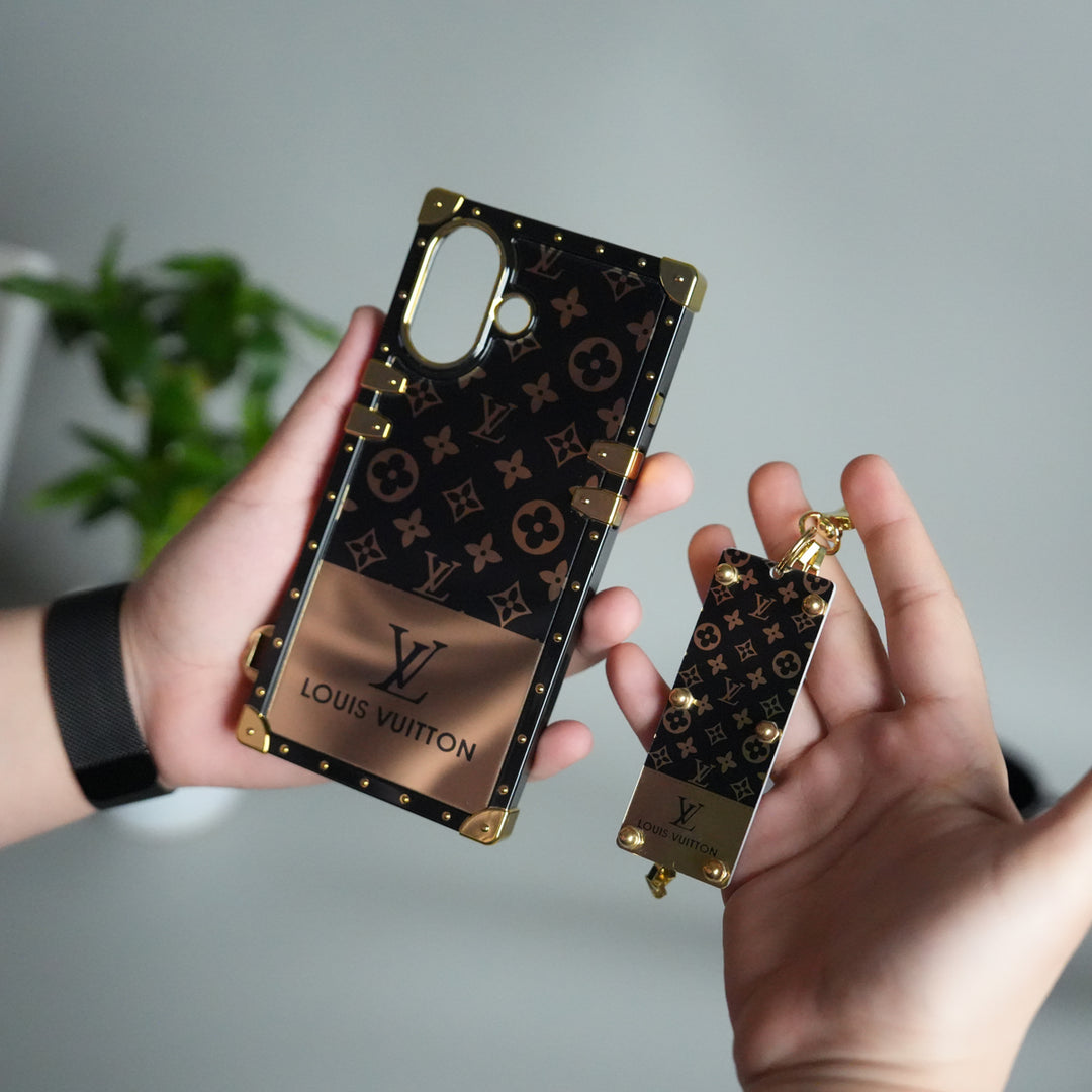 Luxury Brand Shiny Trunk Case For iPhone 17-12
