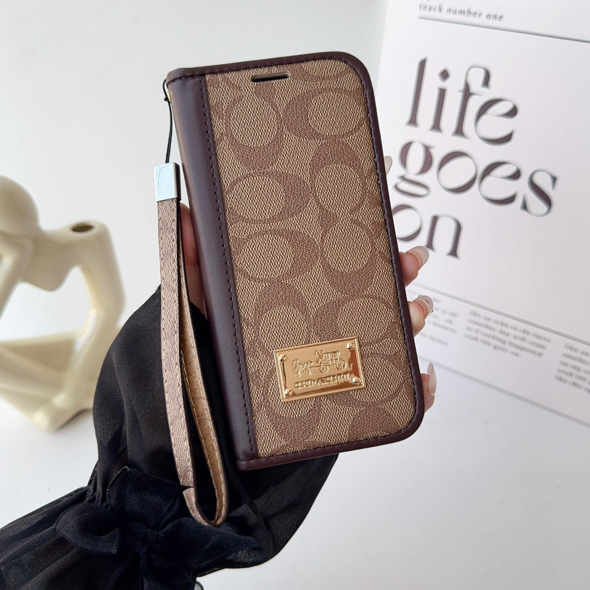 Luxury Leather Fold Wallet Case - iPhone 12-18 Pro & Pro Max