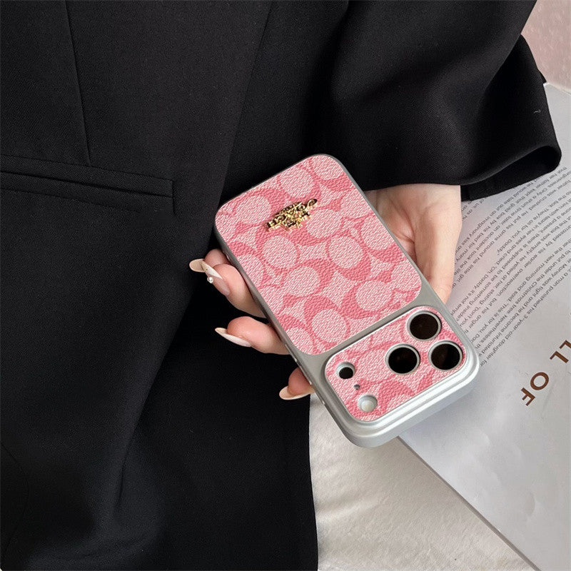 Premium Classic Pattern Case - iPhone 12-18 Pro & Pro Max